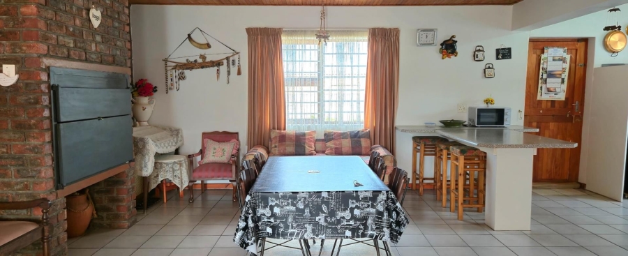 3 Bedroom Property for Sale in Franskraal Western Cape